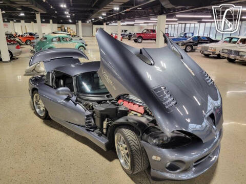 2000 Dodge Viper RT/10