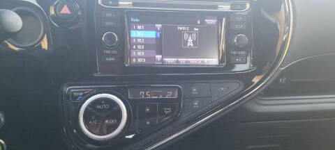 2018 Toyota Prius c Two