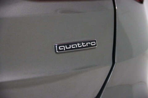 2021 Audi Q3 quattro S line Prem Plus 45 TFSI