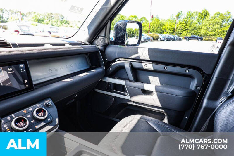 2023 Land Rover Defender