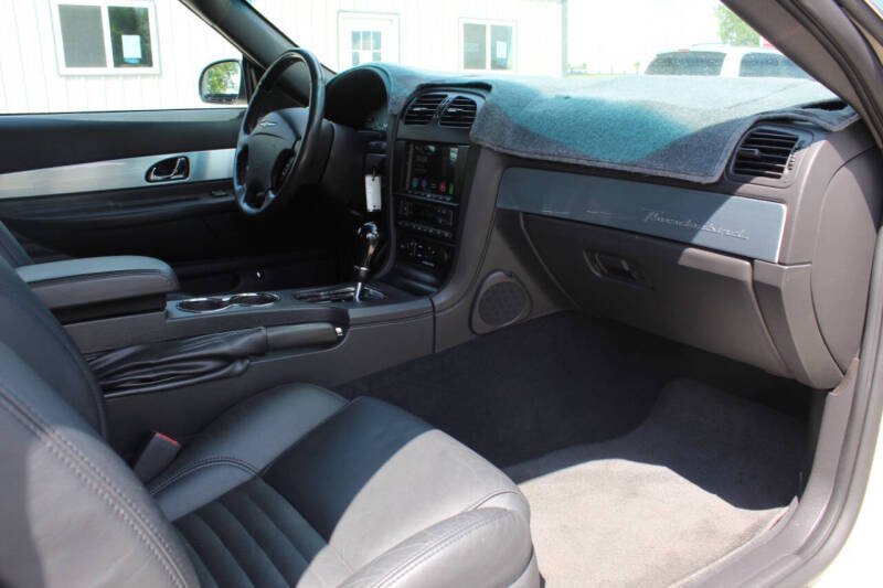 2002 Ford Thunderbird Deluxe