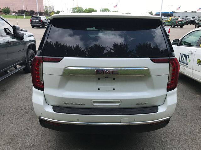 2024 GMC Yukon SLT