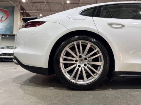 2017 Porsche Panamera