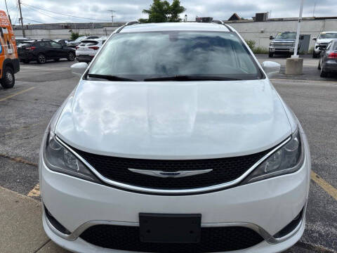 2019 Chrysler Pacifica Touring L