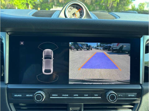 2020 Porsche Macan
