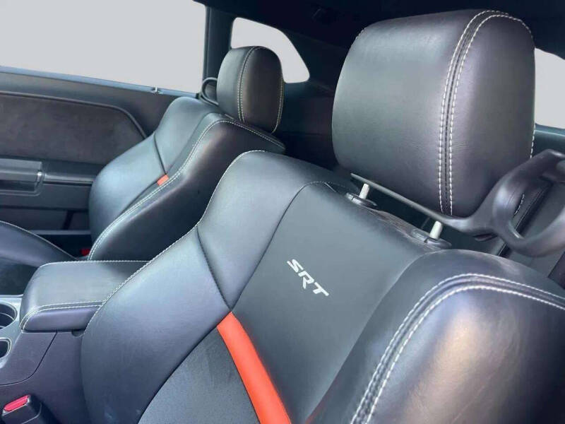 2008 Dodge Challenger SRT8