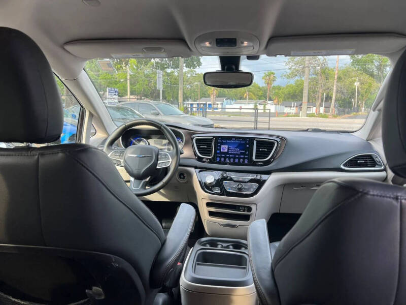 2017 Chrysler Pacifica