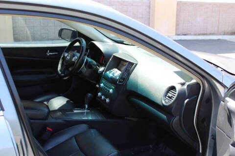 2014 Nissan Maxima