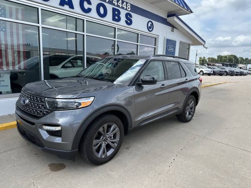 2023 Ford Explorer XLT's photo