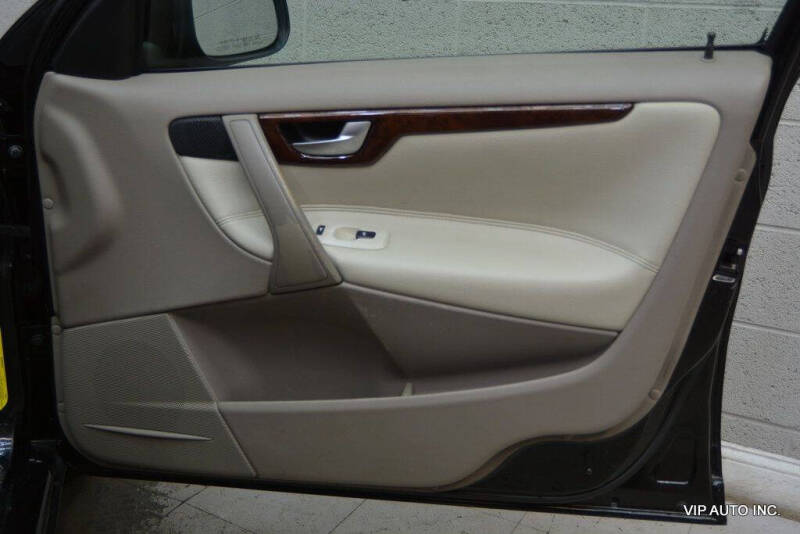 2007 Volvo V70 2.4