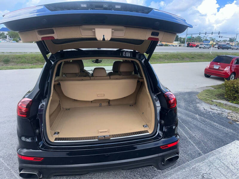 2016 Porsche Cayenne