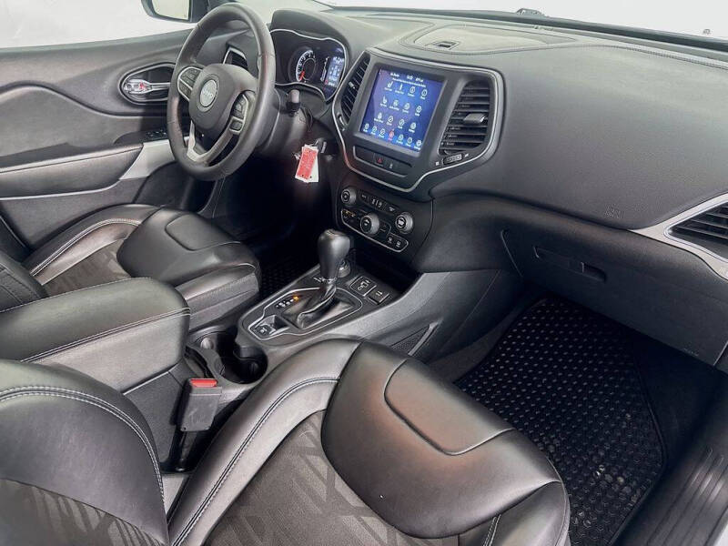 2022 Jeep Cherokee X