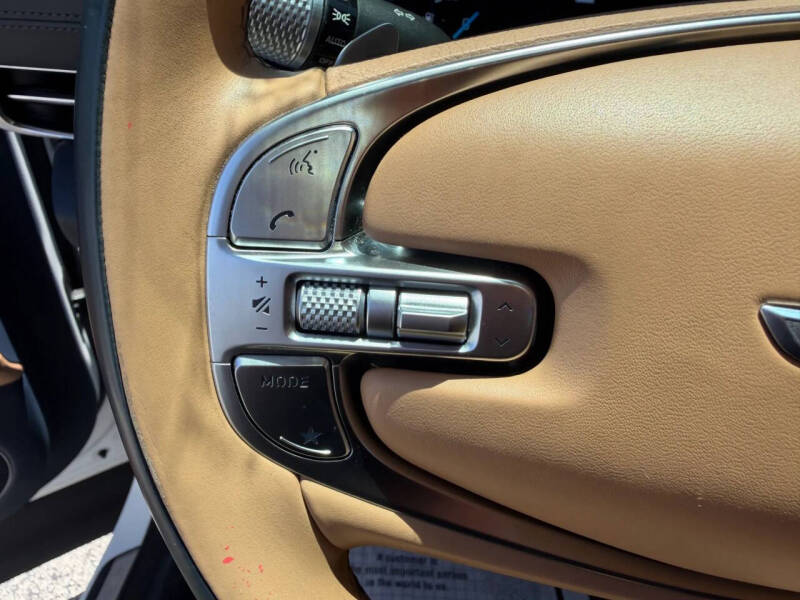 2024 Genesis GV80