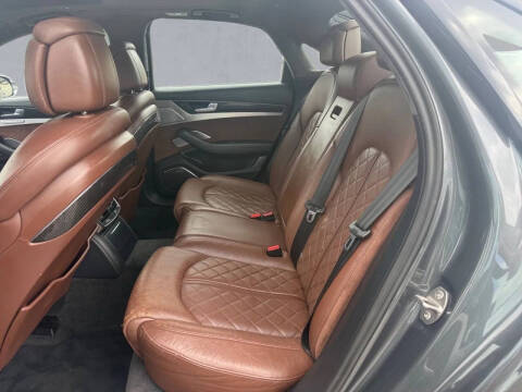 2013 Audi S8 4.0T quattro