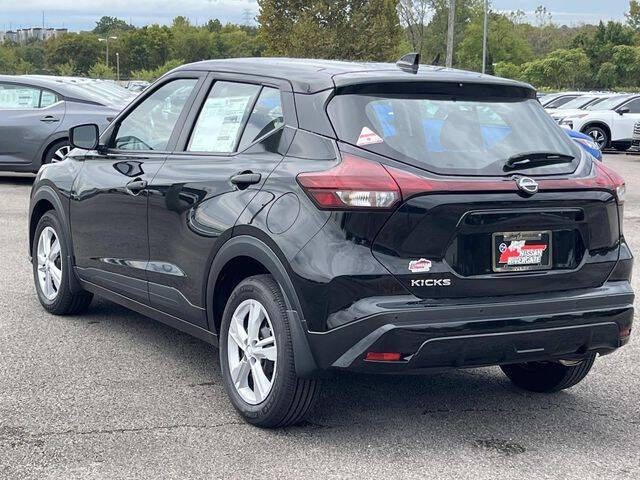2025 Nissan Kicks Play S