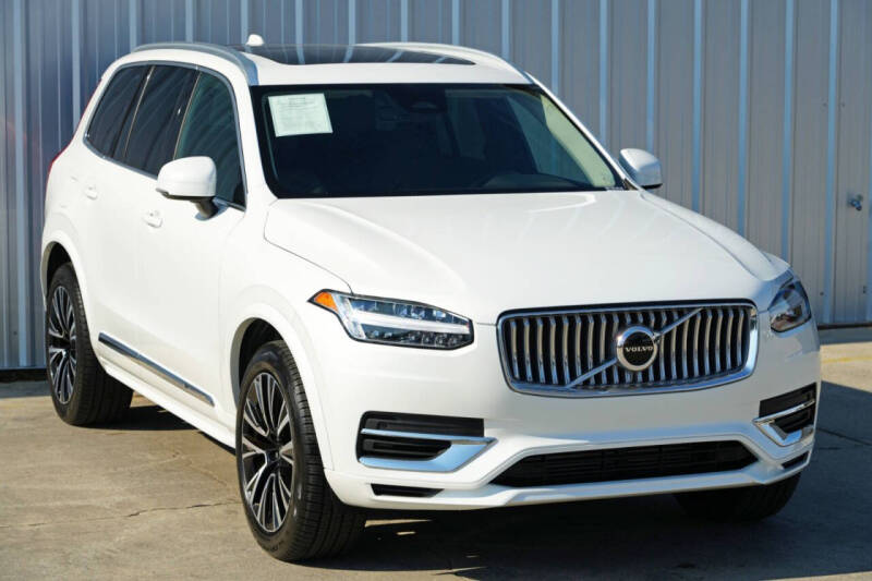 2024 Volvo XC90 Recharge T8 Core Bright Theme