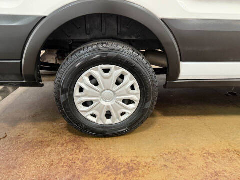 2023 Ford Transit 350 XLT