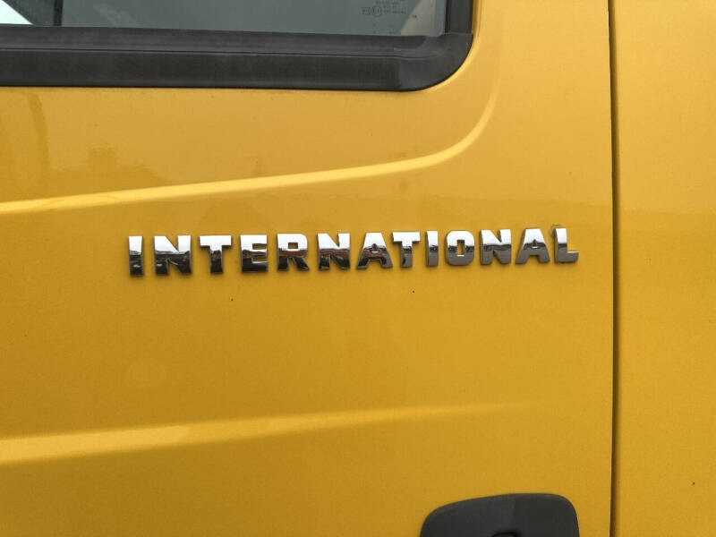 2005 International DuraStar 4300