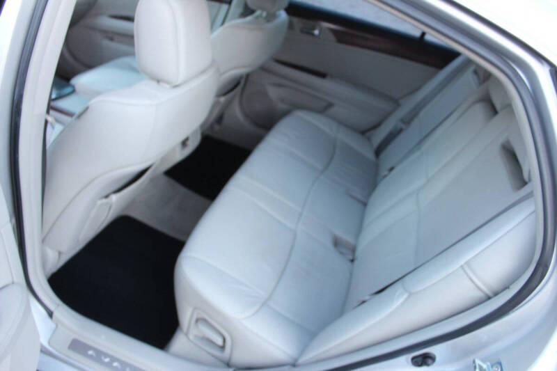 2011 Toyota Avalon Limited