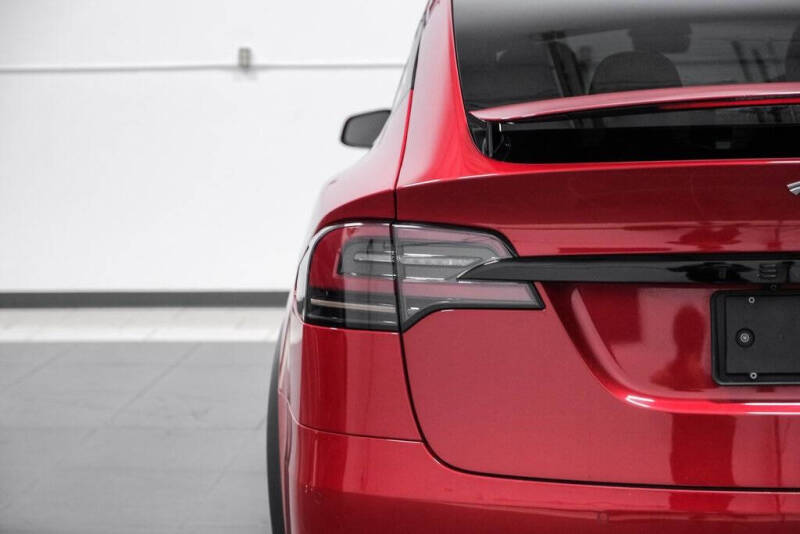 2022 Tesla Model X Plaid