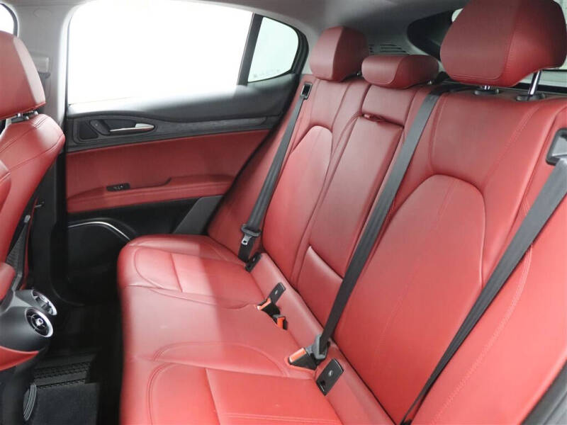 2021 Alfa Romeo Stelvio Sprint
