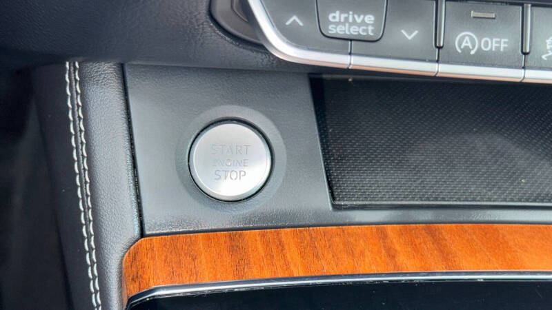 2023 Audi Q5 quattro S line Prem Plus 45 TFSI