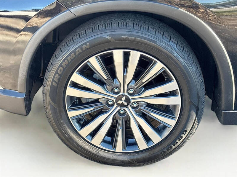 2020 Mitsubishi Outlander SEL