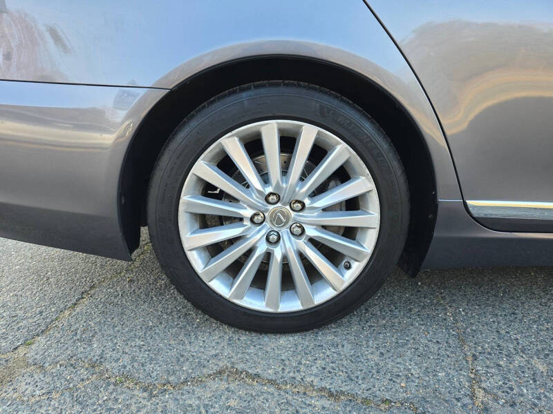 2013 Lexus LS 460