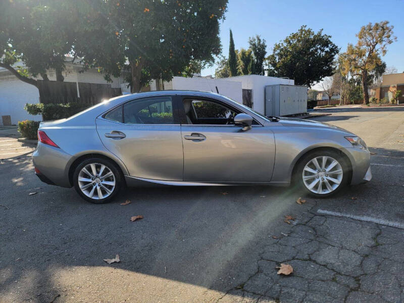 2014 Lexus IS 250 photo 2