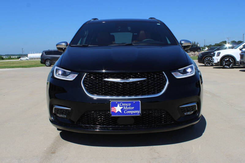 2025 Chrysler Pacifica Plug-In Hybrid Pinnacle