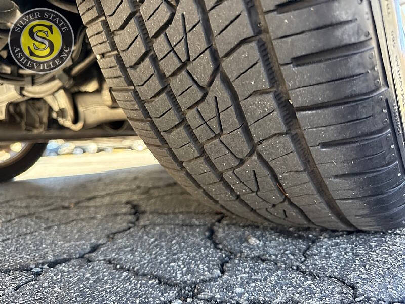 2011 BMW 5 Series 528i