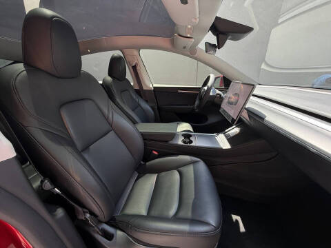 2024 Tesla Model Y Performance