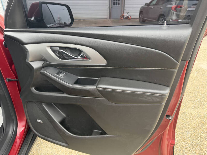 2021 Chevrolet Traverse LT Leather