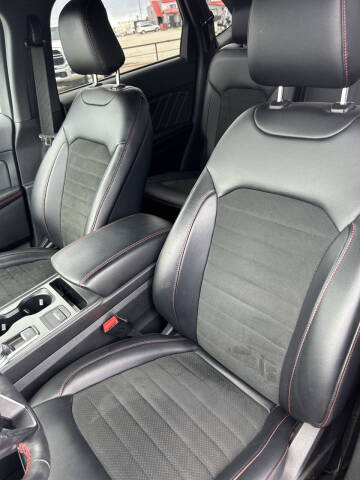 2023 Ford Edge ST-Line