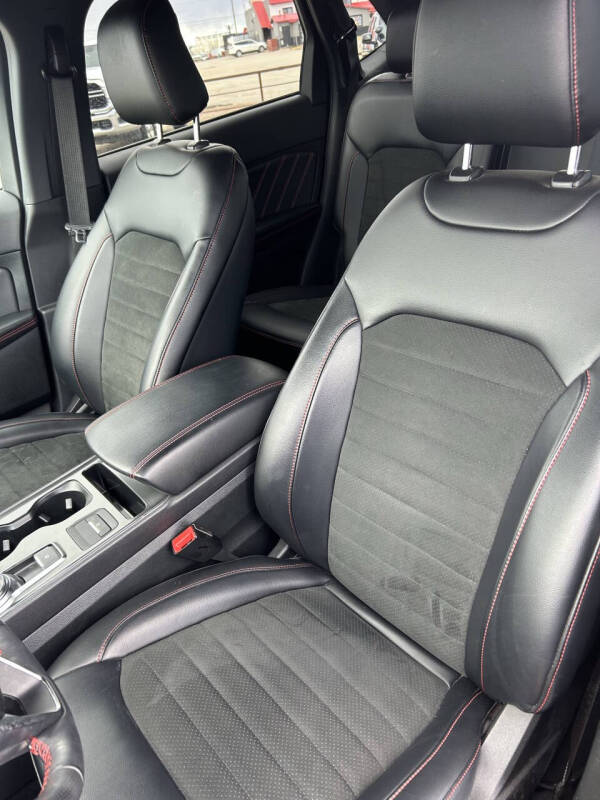 2023 Ford Edge ST-Line