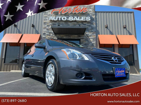 2012 Nissan Altima for sale at HORTON AUTO SALES, LLC in Linn MO
