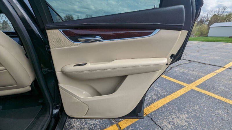 2018 Cadillac XT5 Premium Luxury