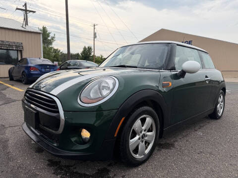 2017 MINI Hardtop 2 Door Cooper