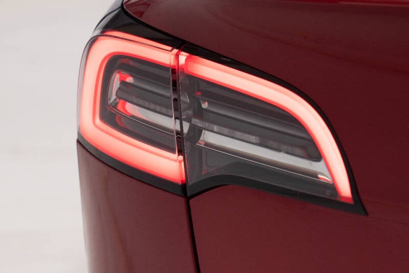 2019 Tesla Model 3 Base photo 23