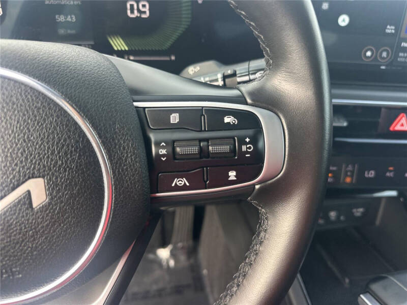 2025 Kia K5