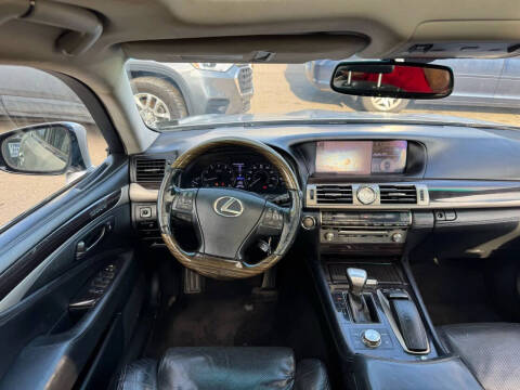 2014 Lexus LS 460