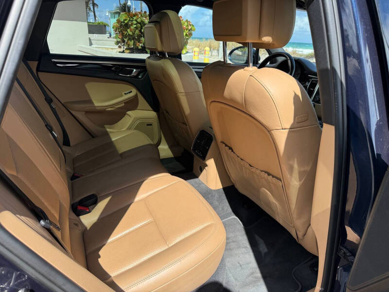 2018 Porsche Macan S