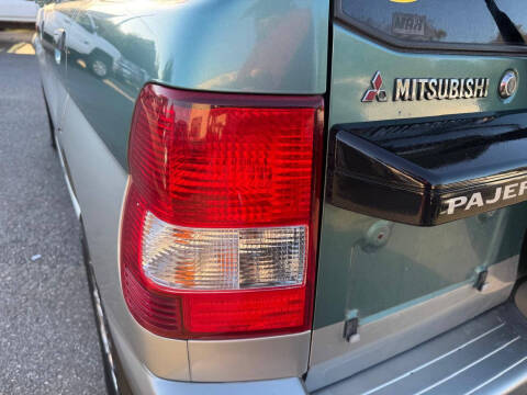 1998 Mitsubishi Pajero
