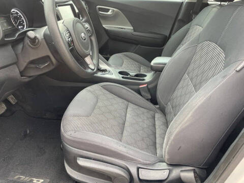 2018 Kia Niro LX
