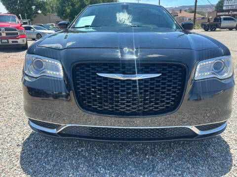 2015 Chrysler 300 Limited