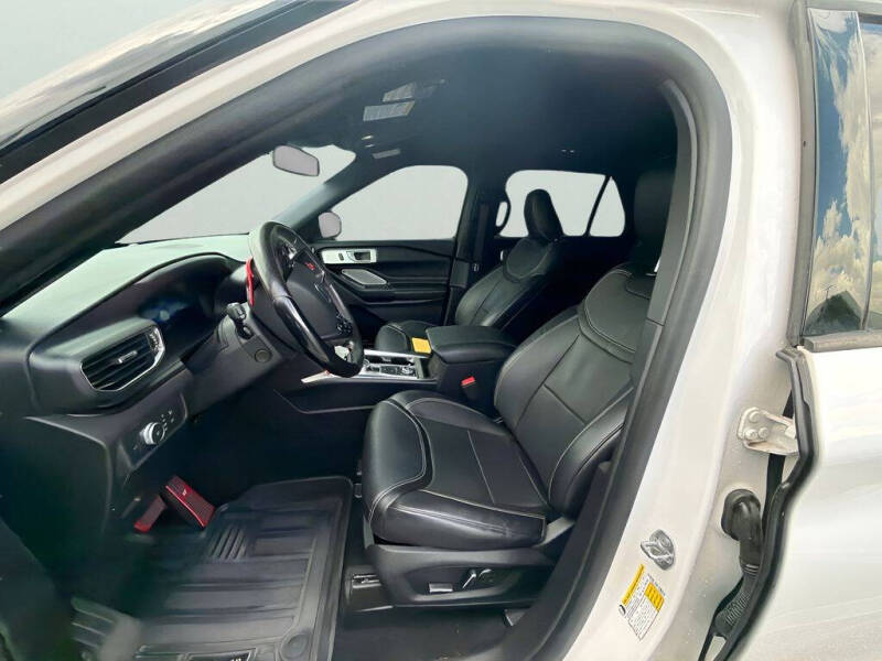 2020 Ford Explorer ST