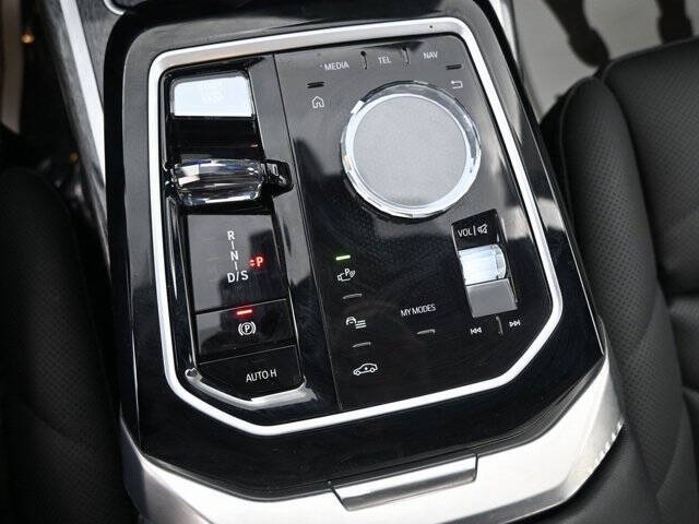 2023 BMW 7 Series 740i