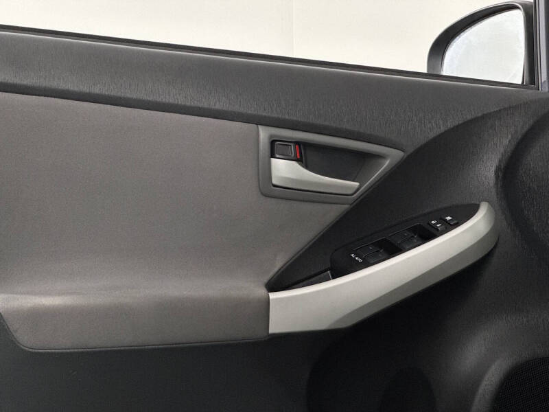 2015 Toyota Prius Three