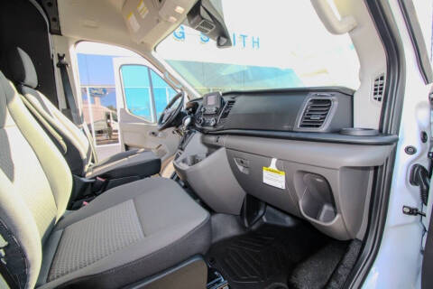 2025 Ford Transit 250