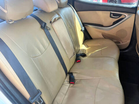 2012 Hyundai Elantra
